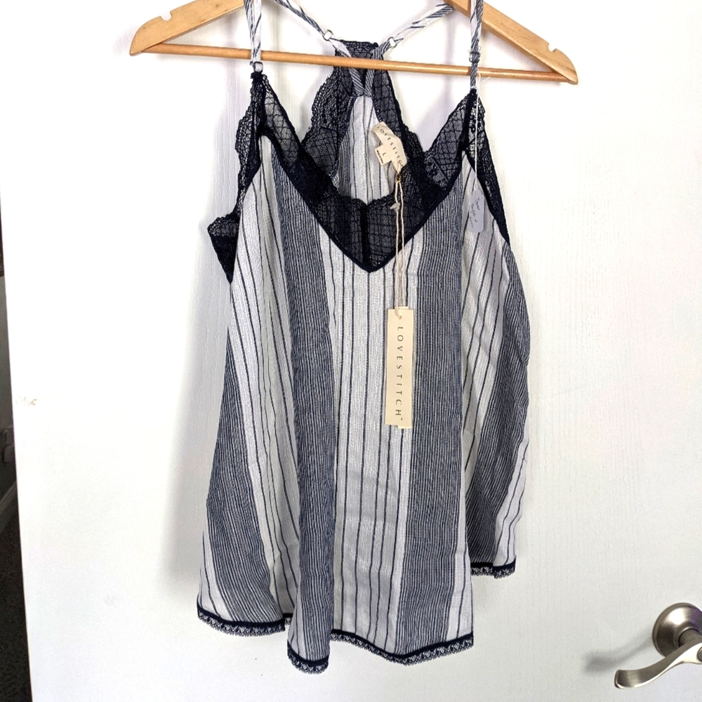 Black/white tank